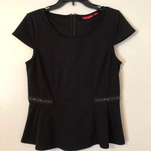 Elle peplum top